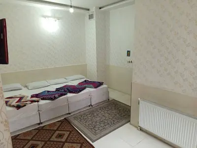 مسافرخانه کوثر - واحد چهارتخته 201