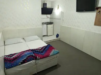 مسافرخانه کوثر - واحد 109