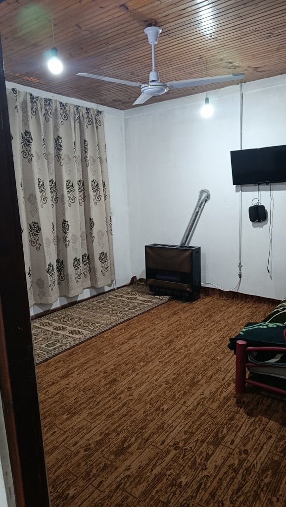 اقامتگاه سنتی شونیشت 1 - واحد وارش