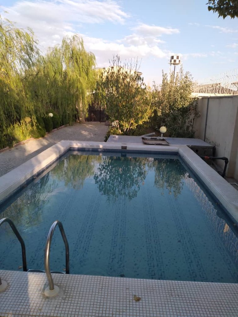 دوخوابه استخردار آبگرم‌ اریکا