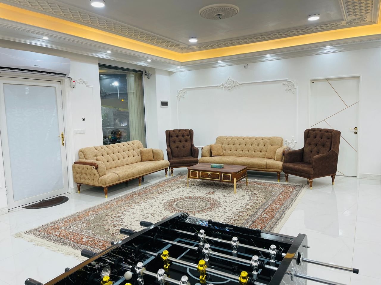 ویلا دوخوابه استخردار آبگرم عمارت باران