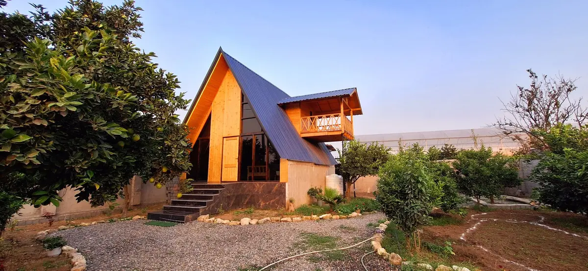 کلبه یک خوابه سوئیسی دوبلکس تاج