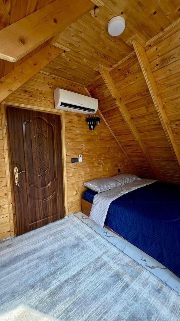 کلبه دوخوابه سوئیسی جنگلی دامون