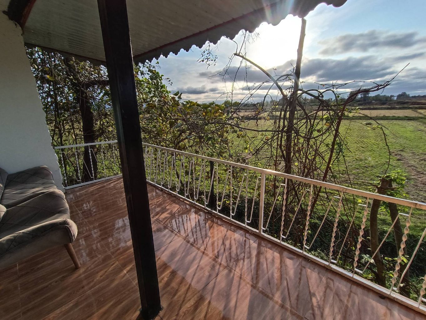 ویلا یک خوابه سرسبز 11