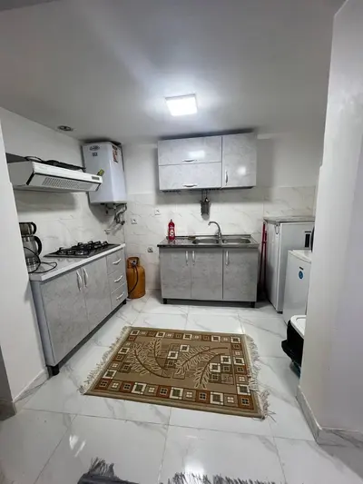 سوئیت یک خوابه حسینی پور