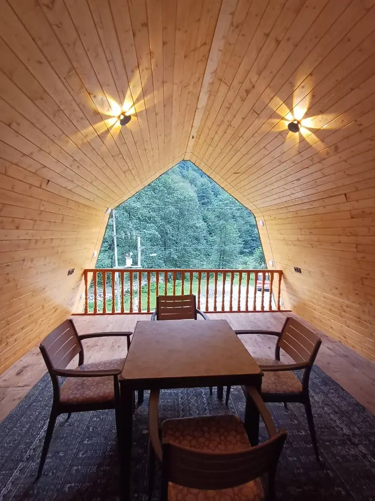 کلبه یک خوابه جکوزی دار ایران زمین لفور