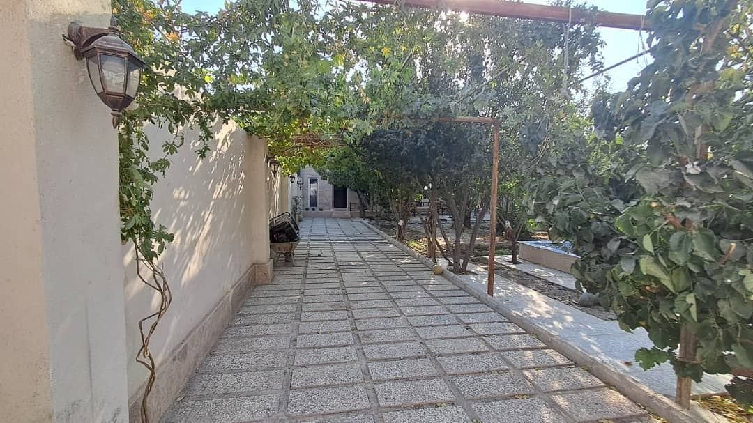 ویلا دوخوابه استخردار آبگرم باغ شکوفه خوشنام