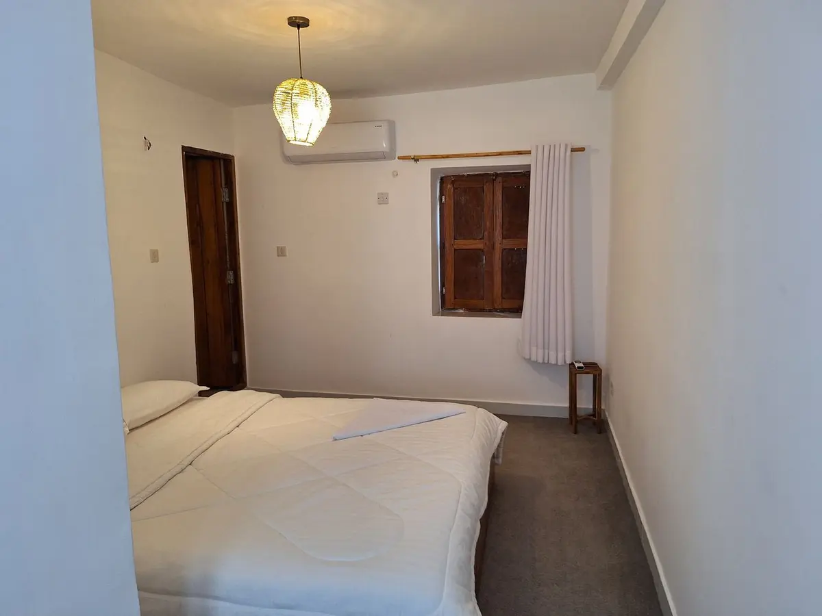 بوم گردی سُکنا - واحد ماهی