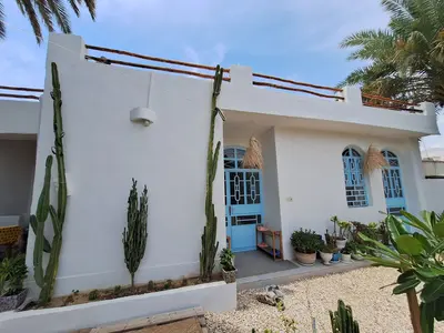 بومگردی سُکنا - واحد افرو