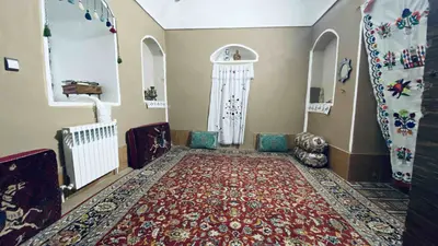 بومگردی فلت خوشینه اتاق دو