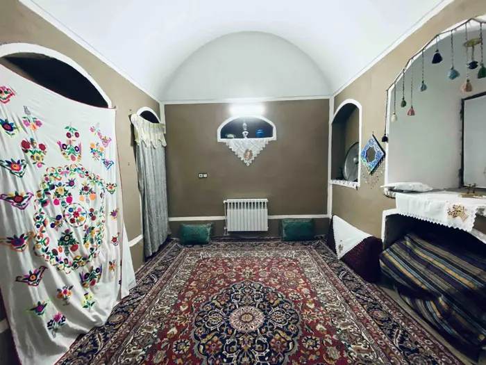 بوم گردی فلت خوشینه اتاق پنج