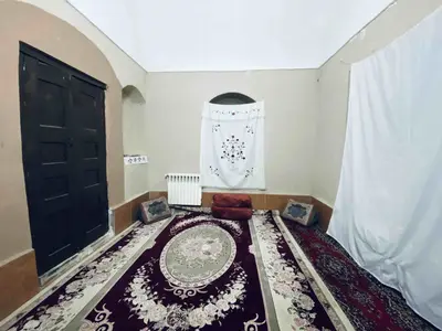 بومگردی فلت خوشینه اتاق یک