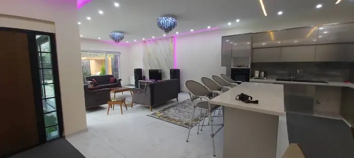 ویلا دوخوابه استخردار آبگرم نیلساهوم