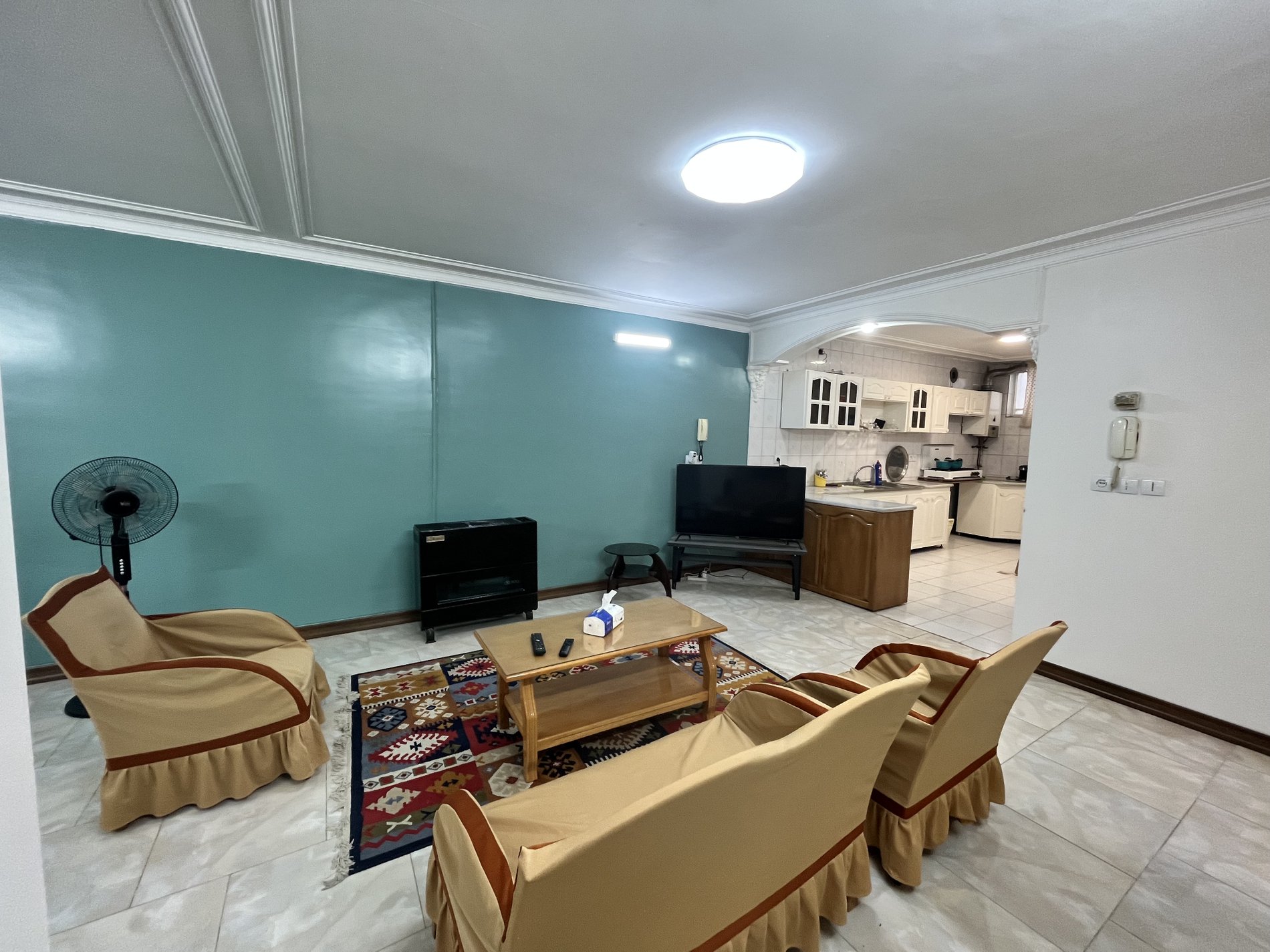 ویلا یک خوابه نصف جهان