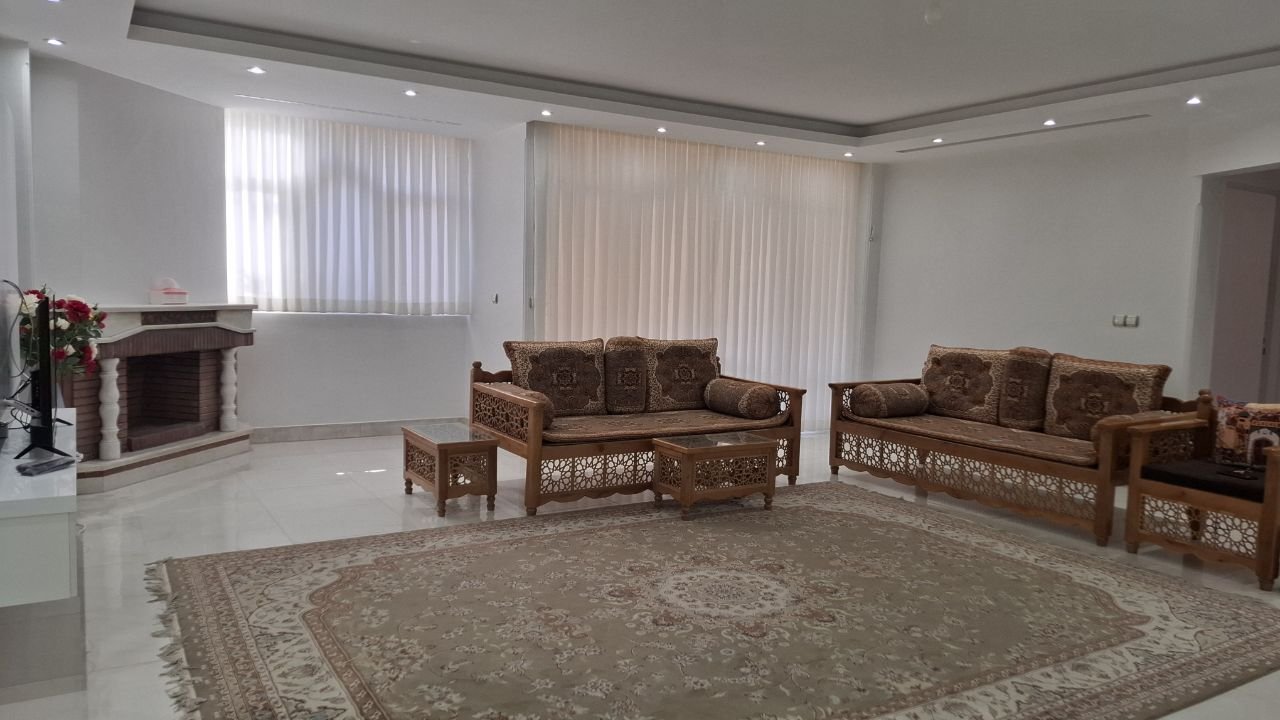 آپارتمان دوخوابه خواجو