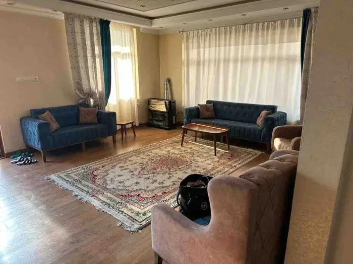 ویلا دوخوابه استخردار آبگرم آیینه ورزان