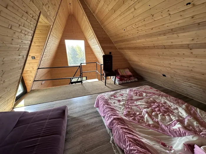 کلبه دوخوابه سوئیسی شعبانی