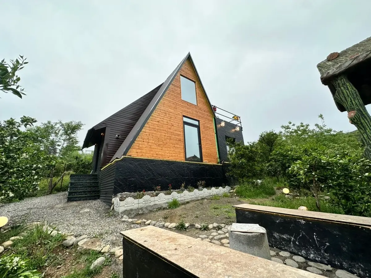 کلبه دوخوابه سوئیسی شعبانی