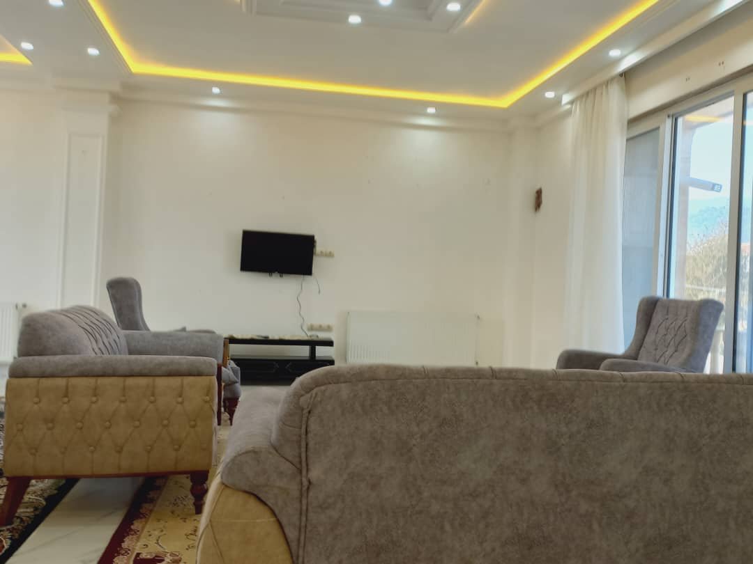 سه خوابه فرزانه غربی