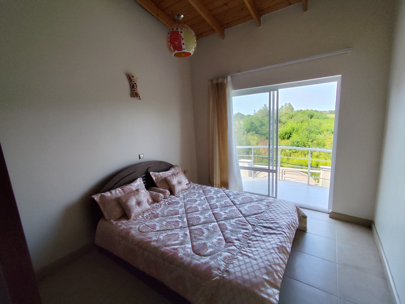 ویلا دوخوابه دوبلکس ساحلی سپید