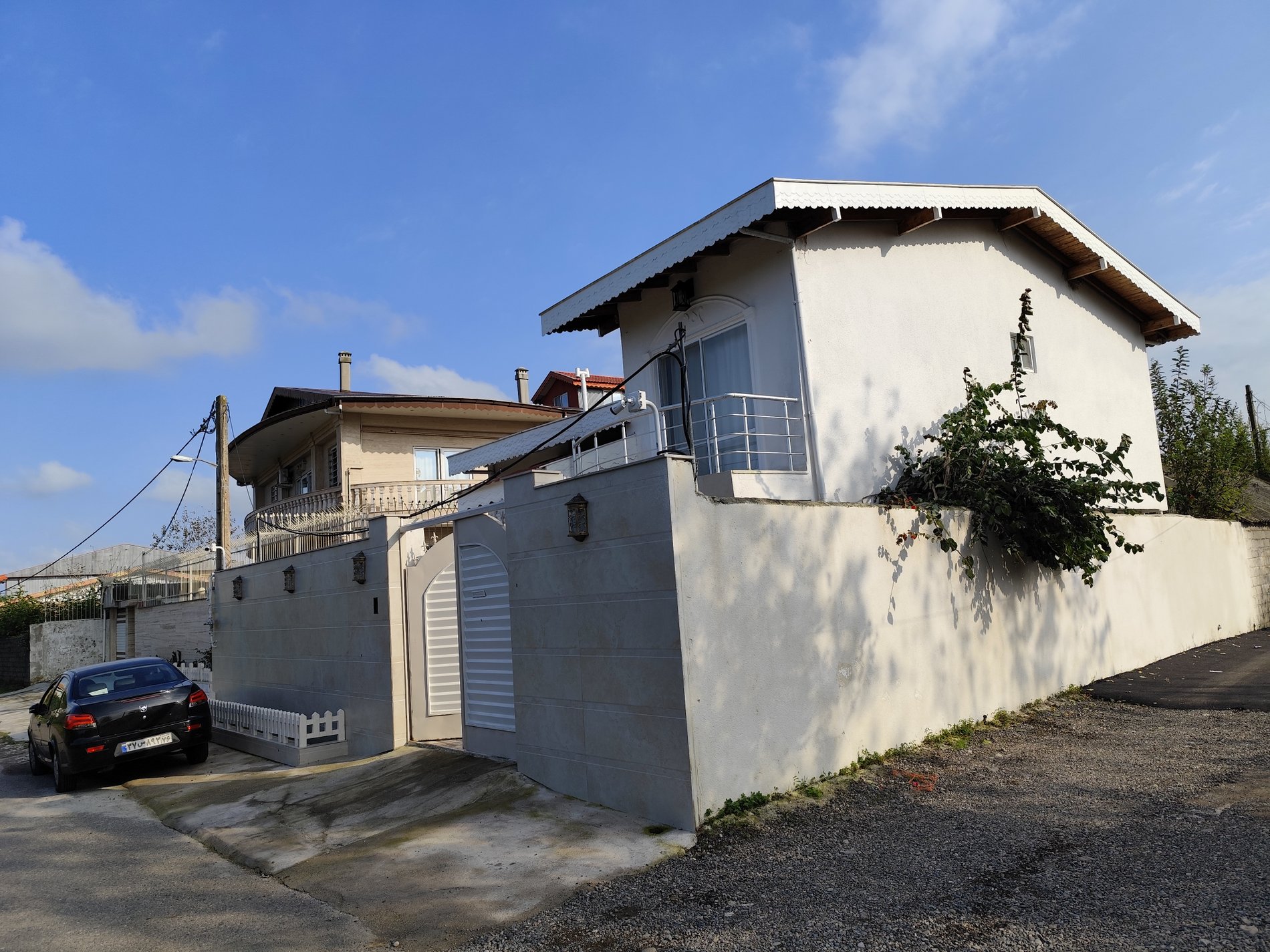 ویلا دوخوابه دوبلکس ساحلی سپید