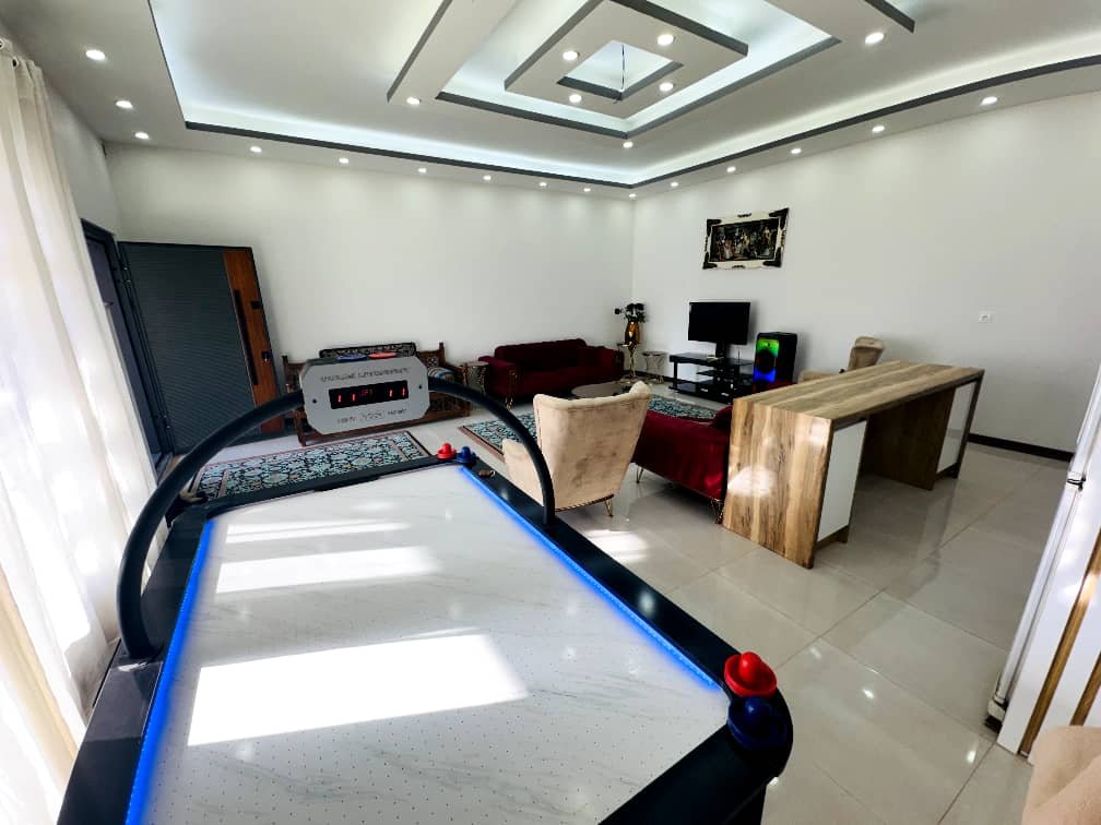 ویلا دوخوابه استخردار آبگرم تاج 68