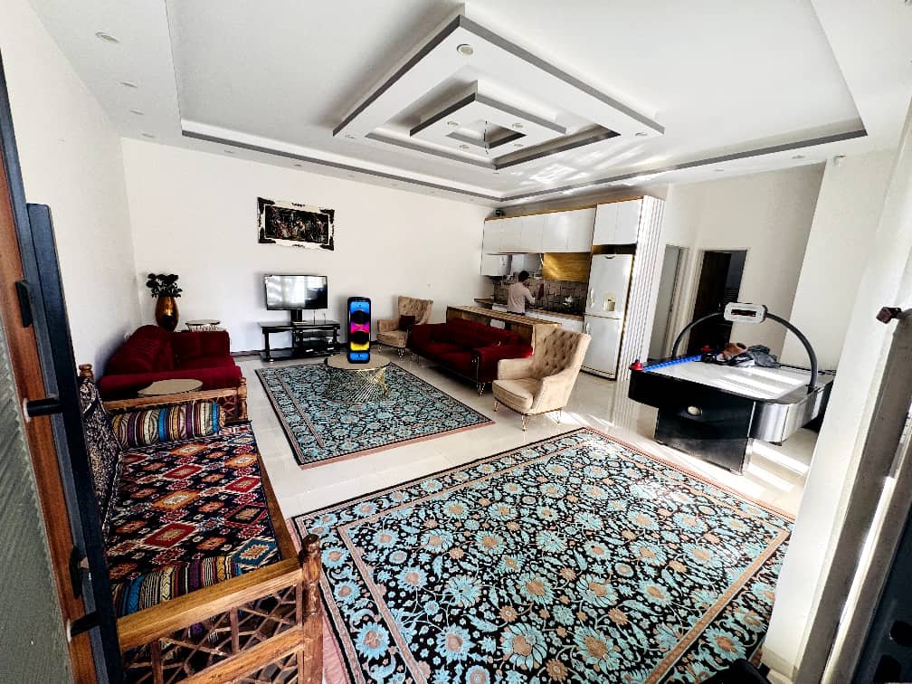 ویلا دوخوابه استخردار آبگرم تاج 68