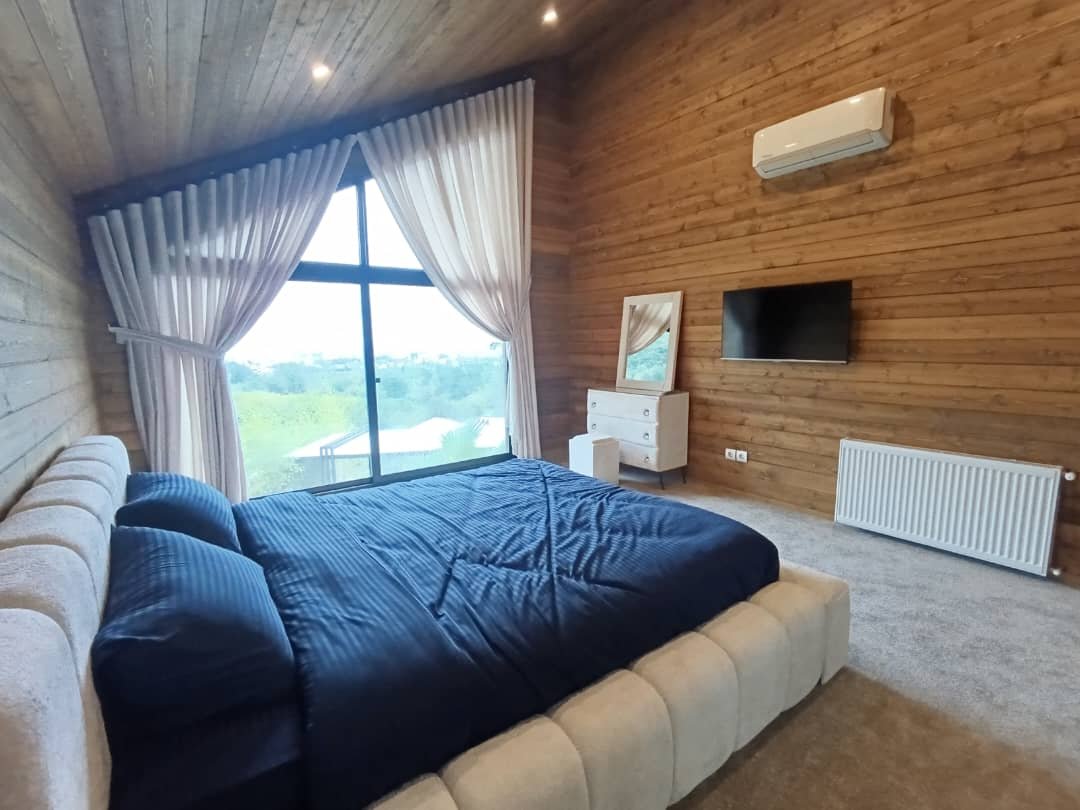 کلبه دوخوابه چوبی استخردار آبگرم دنیز