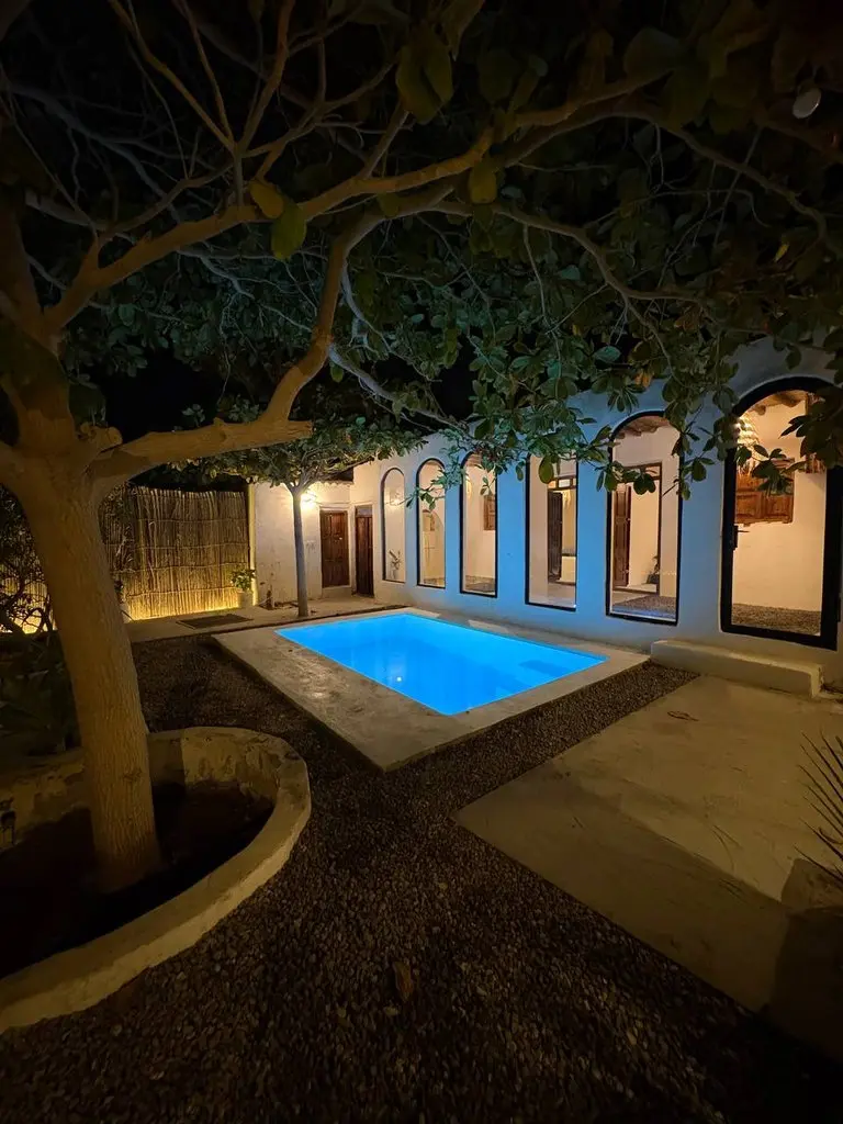 ویلا سه خوابه افق آبی