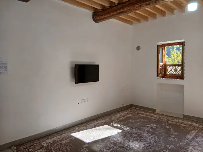 اقامتگاه سنتی دوخوابه شاه معلم