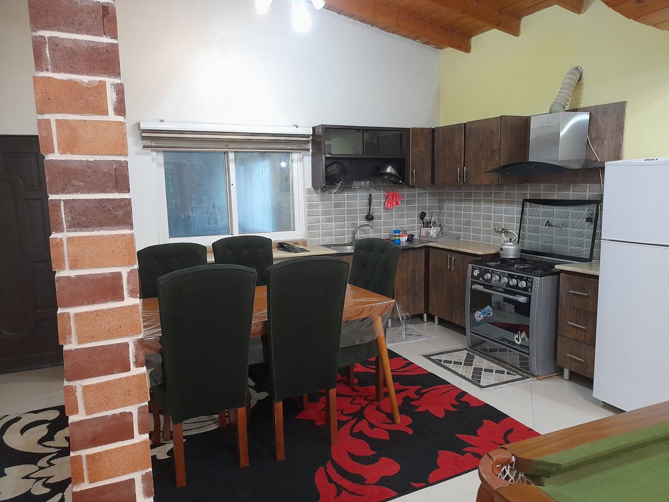 سه خوابه استخردار سام خانیانی