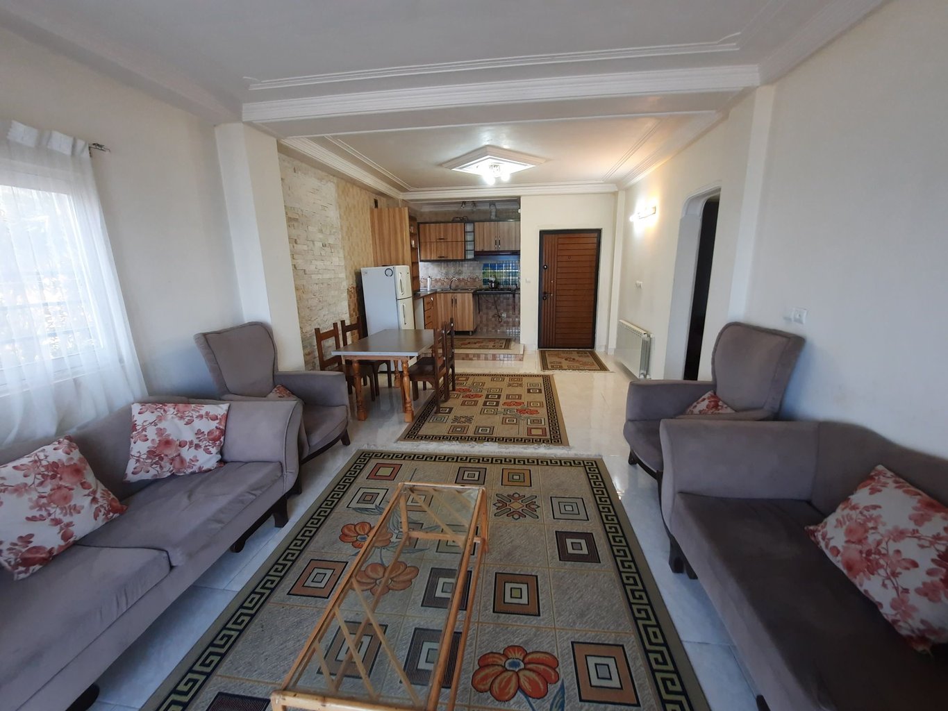 آپارتمان دوخوابه ساحلی قربانیان - واحد 1