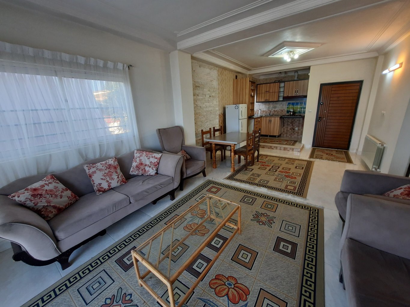 آپارتمان دوخوابه ساحلی قربانیان - واحد 1