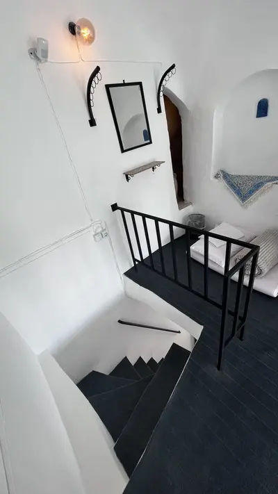 اقامتگاه سنتی خانه‌ی محیط - واحد دوبلکس فضای میان و فضای افزون