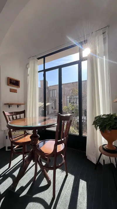 اقامتگاه سنتی خانه‌ی محیط - واحد فضای گوشه