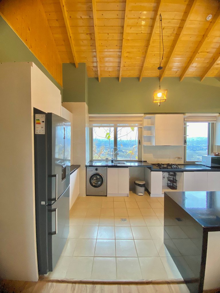 آپارتمان دوخوابه چناتر اناهیتا