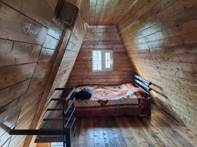 کلبه دوخوابه جنگلی برنجستانک