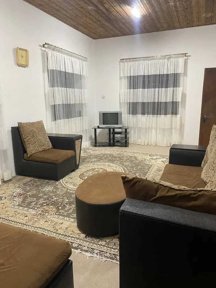 ویلا سه خوابه انار تی تی