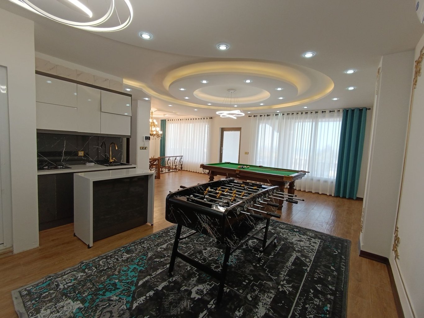 ویلا چهارخوابه ساحلی استخردار آبگرم توریسم 1