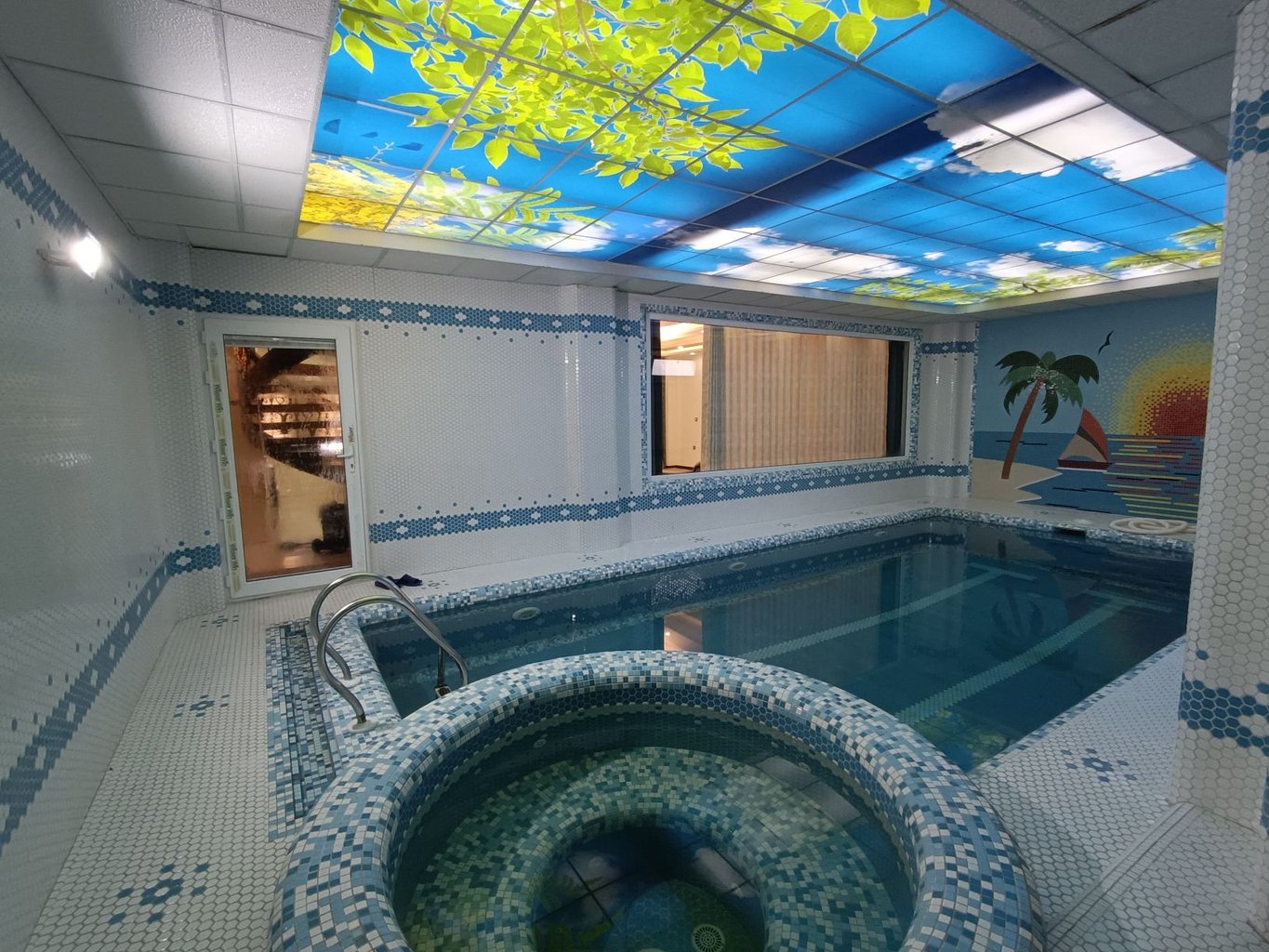 ویلا چهارخوابه ساحلی استخردار آبگرم توریسم 1