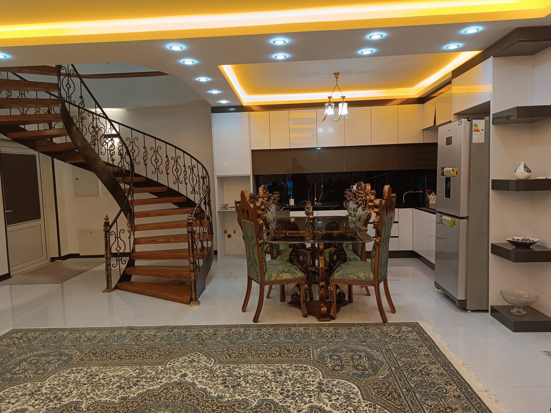 ویلا سه خوابه ساحلی تریپلکس استخردار توریسم 3