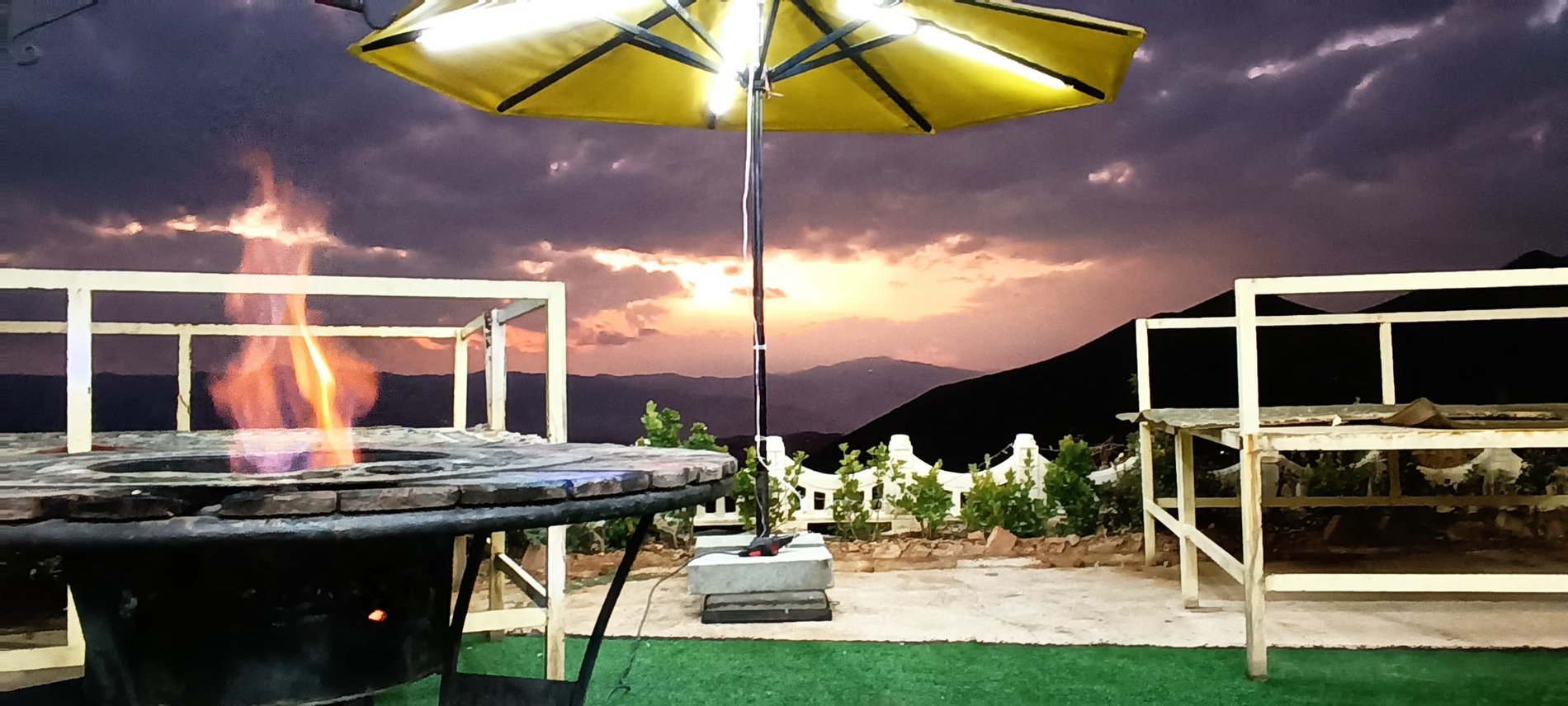 ویلا یک خوابه قوی سفید