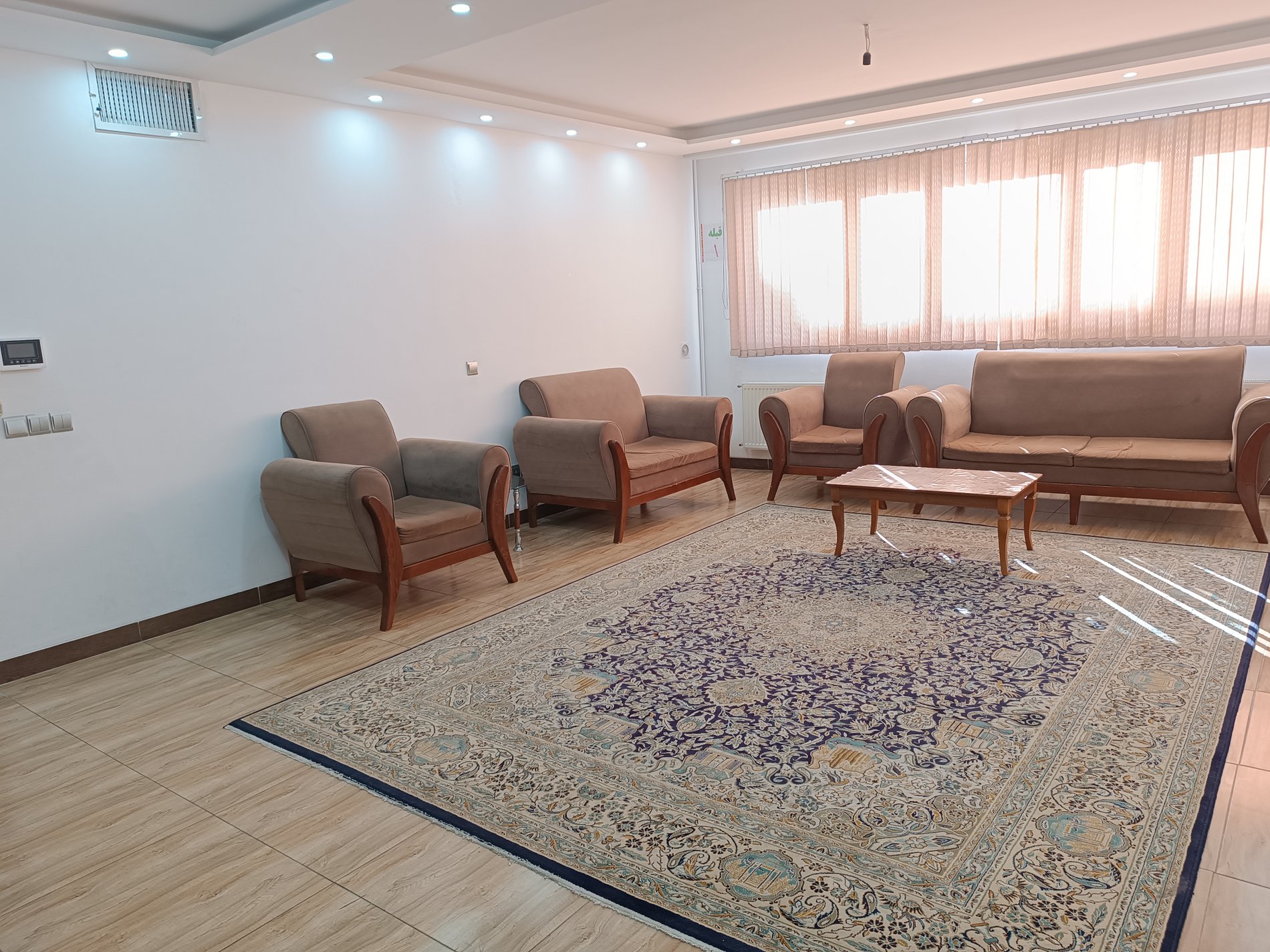 آپارتمان دوخوابه آریا 87