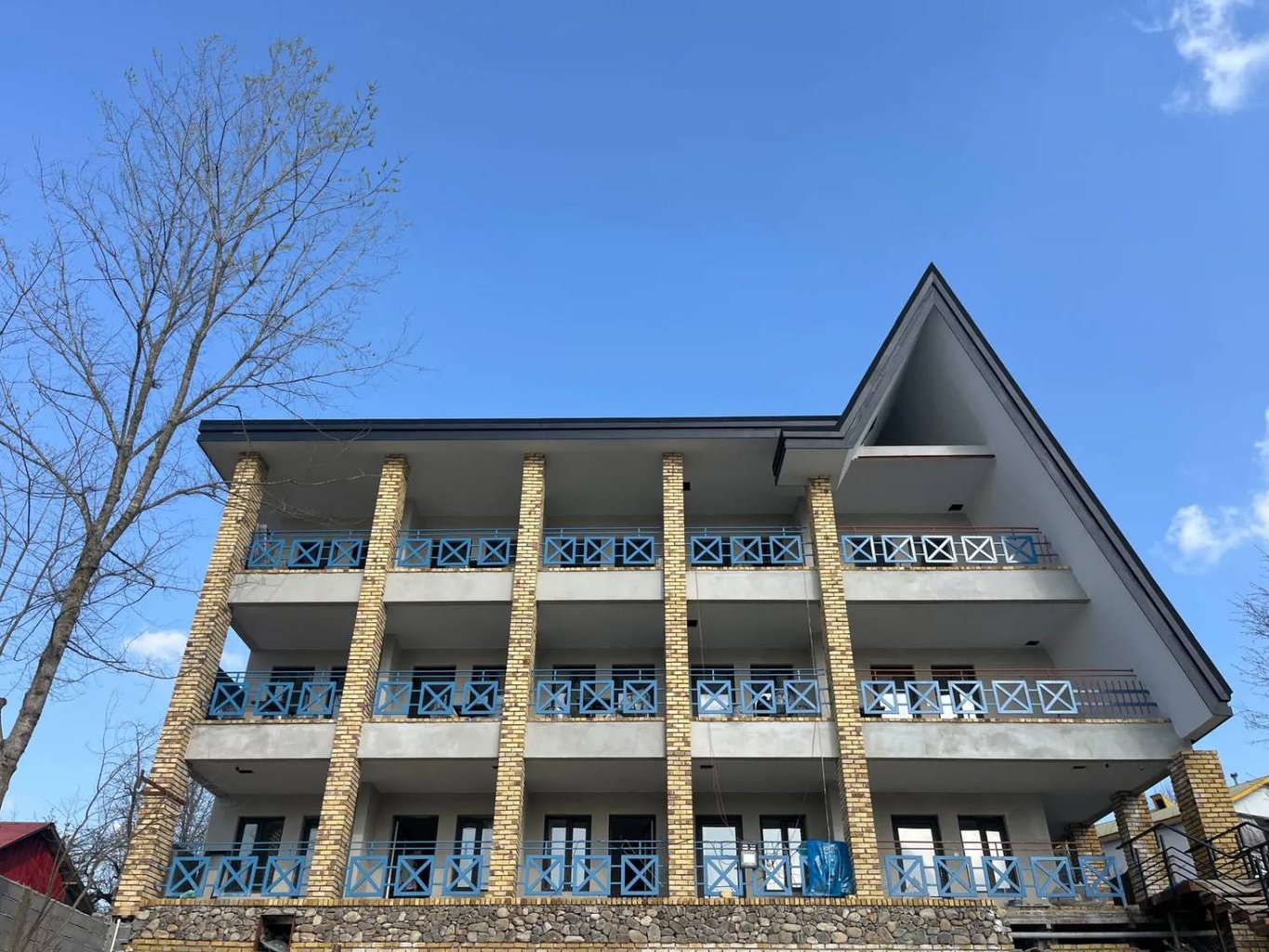 اقامتگاه سنتی سنتی چالشم - واحد ۳۰۰