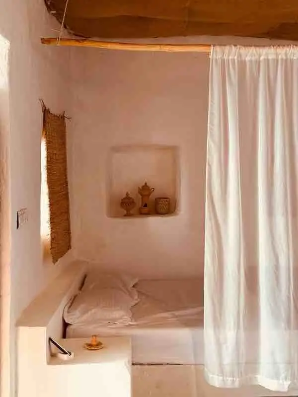 بوم گردی گدوک - واحد ۴ - انتخاب عنوان تصویر