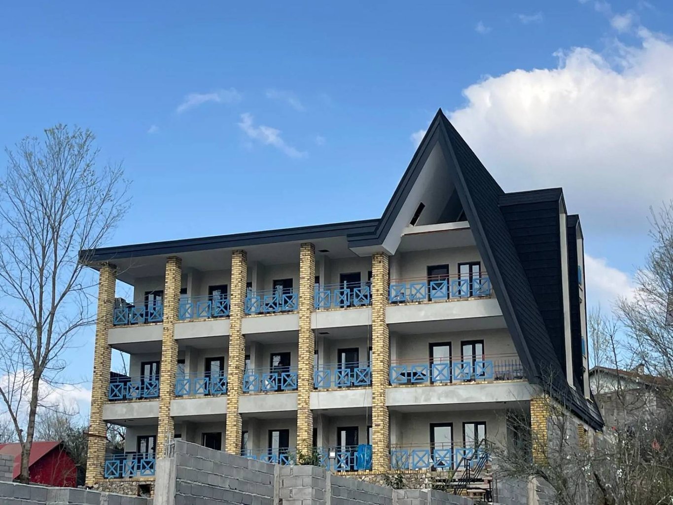 اقامتگاه سنتی سنتی چالشم - واحد ۳۰۰