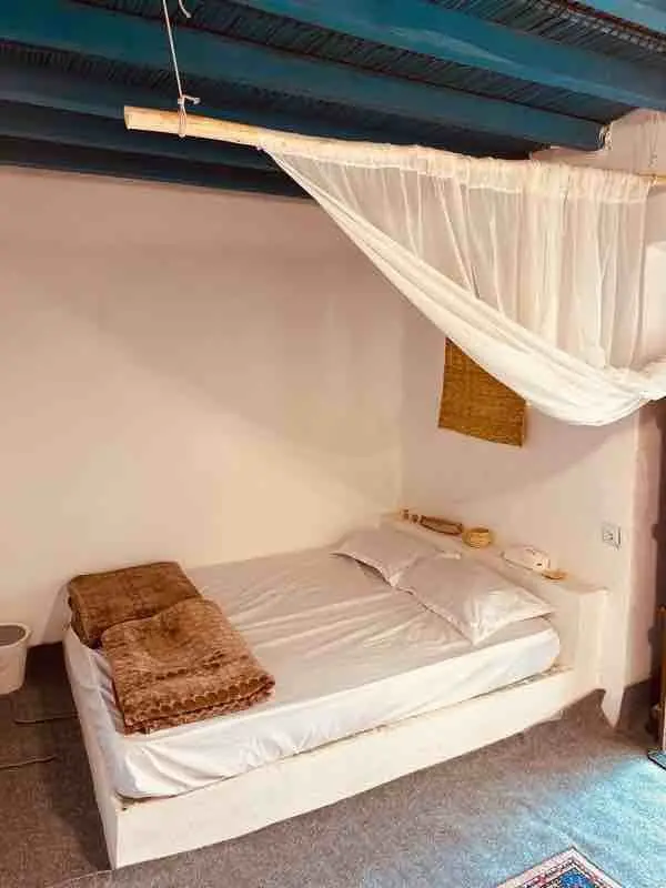 بوم گردی گدوک - واحد ۴ - انتخاب عنوان تصویر