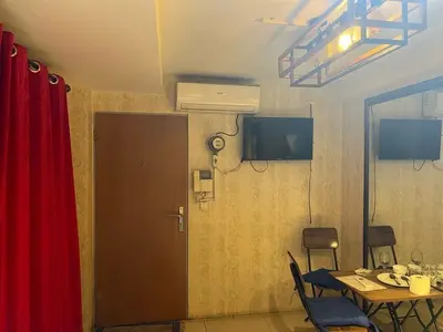 سوئیت فلت 144