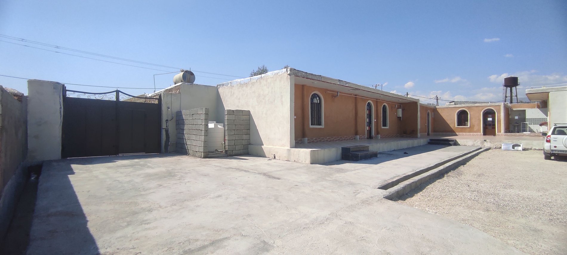 بوم گردی جاٱردو - واحد ۱ - نمای بیرونی