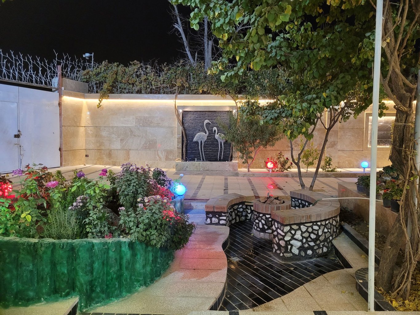 ویلا دوخوابه استخردار آبگرم کمیلی